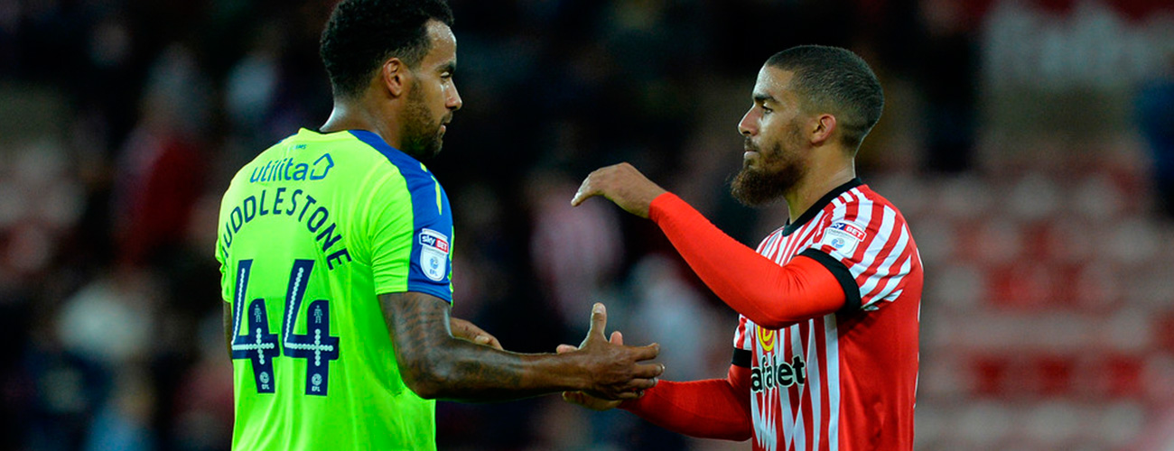 huddlestone-02.jpg